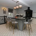 Beechgrove Manor * Workington