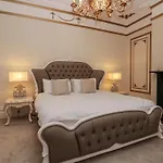 Beechgrove Manor *