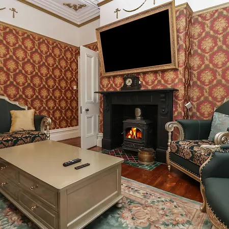 Beechgrove Manor *