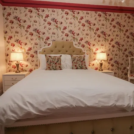 Beechgrove Manor