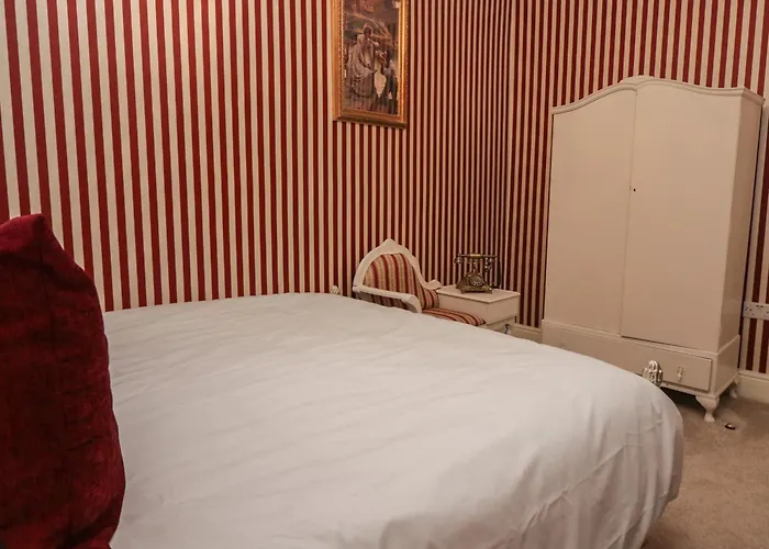 Beechgrove Manor * Workington