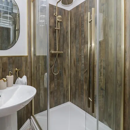 Beechgrove Manor * Workington